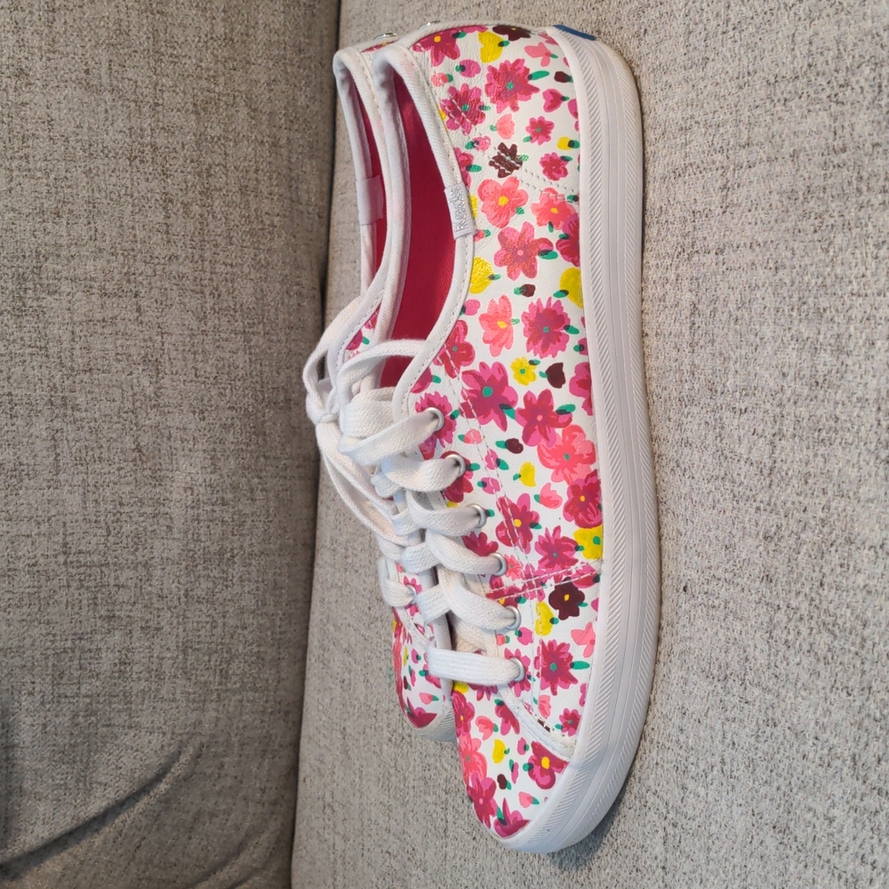 Keds for Kate Spade white with a floral print lace up sneakers size 8